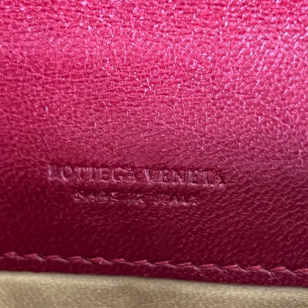 Bottega Veneta Red Woven Wallet - Picture 9 of 11